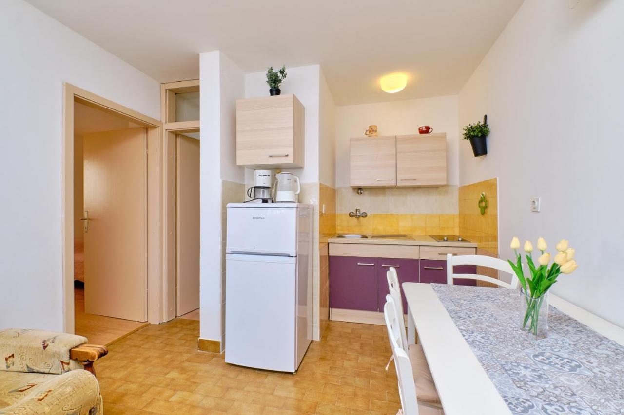 Apartments Vanda مالي لوشينغْ المظهر الخارجي الصورة